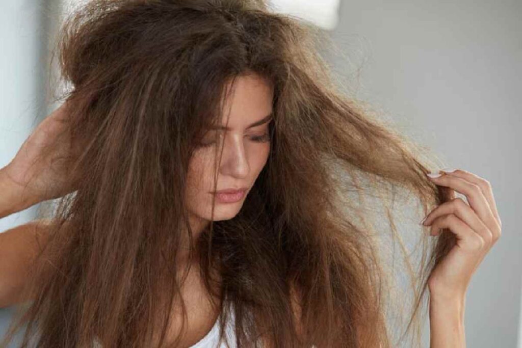 How to Get Rid of Dry, Lifeless Hair After 40