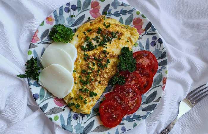 Use An Extra Egg And More Cheese To Make An Omelet